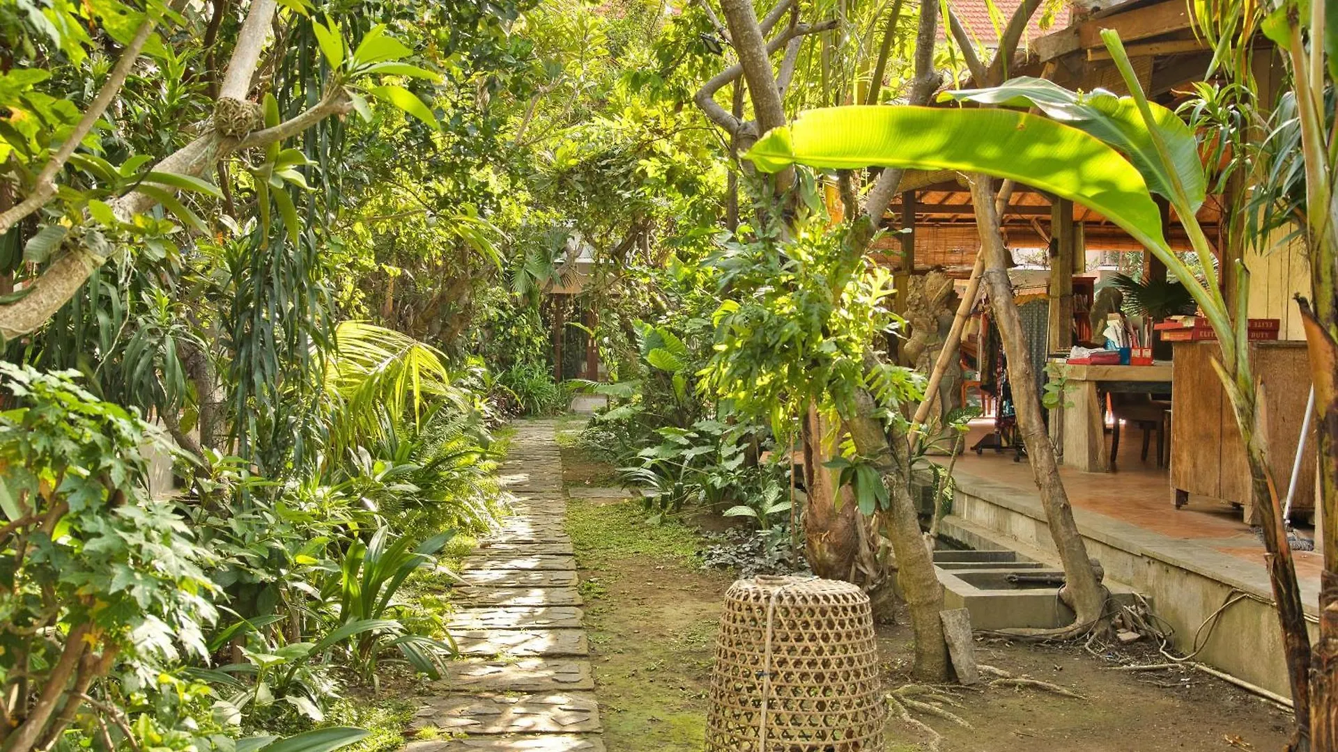 Bali Telaga Hati Yoga Healing And Retreat Center Hostel Sanur  Sanur (Bali)